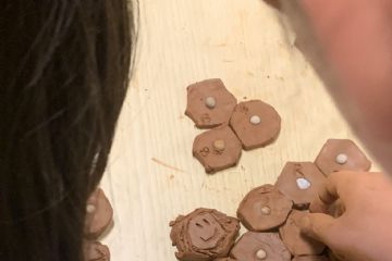 Museo Città romana di Claterna - 25/10/25: Costruiamo le esagonette di argilla - Laboratorio dedicato al tema della pavimentazione romana (bambini e bambine dai 5 agli 11 anni)