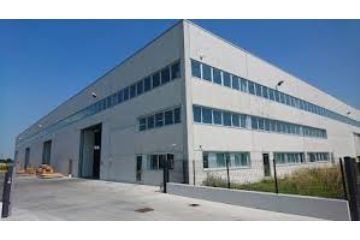 L'attuale stabilimento della ditta Cenacchi International ad Ozzano Emilia