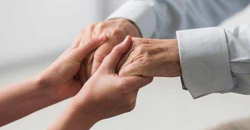 Avviso pubblico per l’assegnazione di contributi economici straordinari per le spese sostenute per assistenti familiari nell’anno 2024